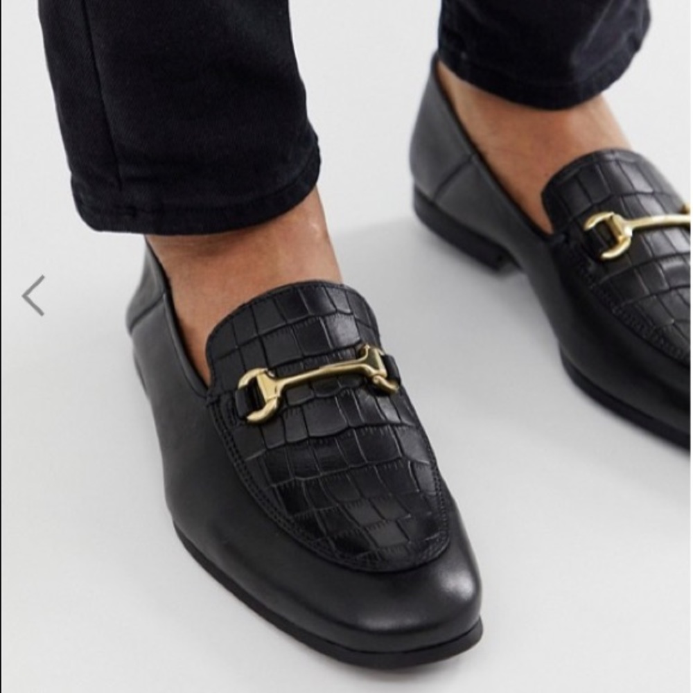river Island trodden down loafers in black US 9